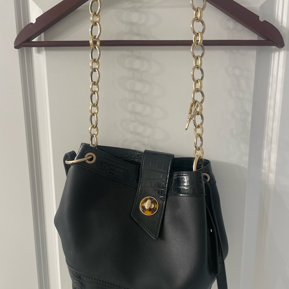 Topshop Black Crossbody Bag with Gold Chain - Picture 6 of 8